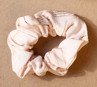 Sseko Scrunchie in Pink Swirls